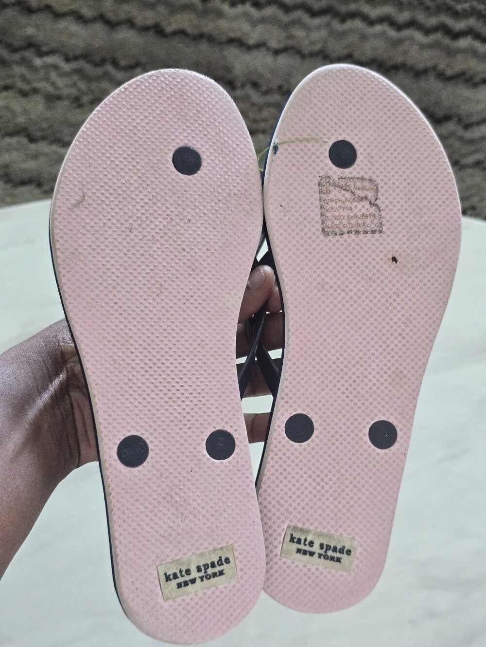 Kate Spade New York Bow Flip Flops 9-10 Navy Striped Pink White Sandals Preppy - Picture 8 of 9